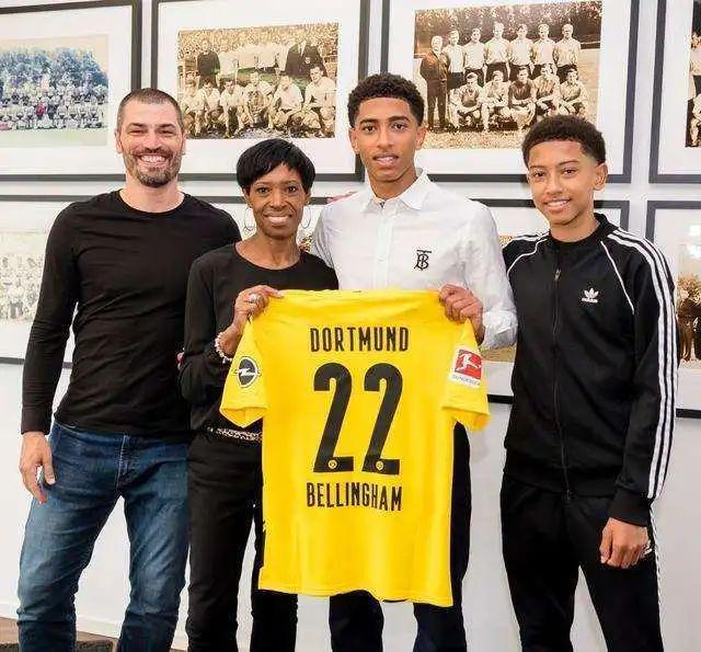 1年身披1 1年身披1