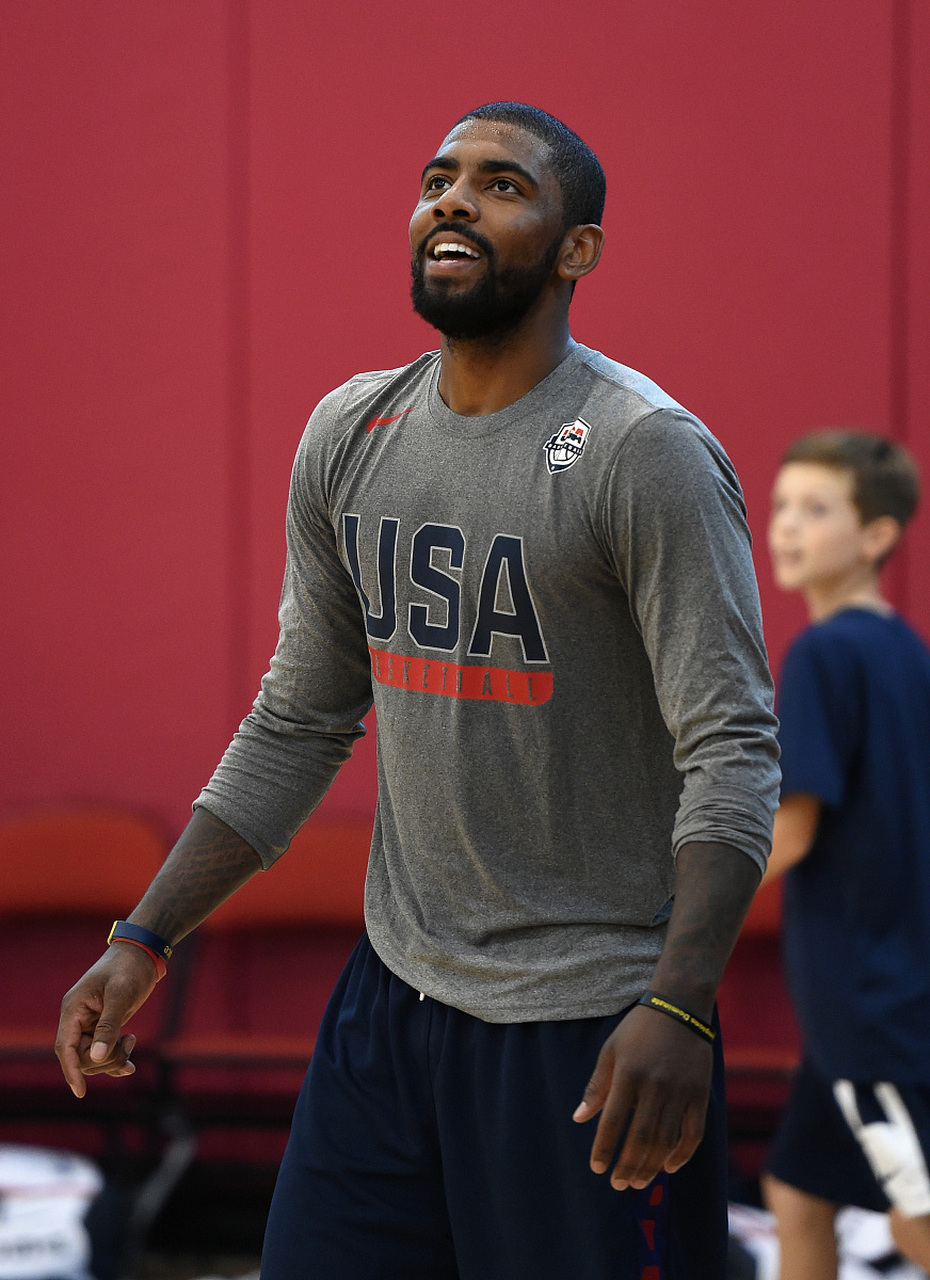 背水一战的 背水一战的