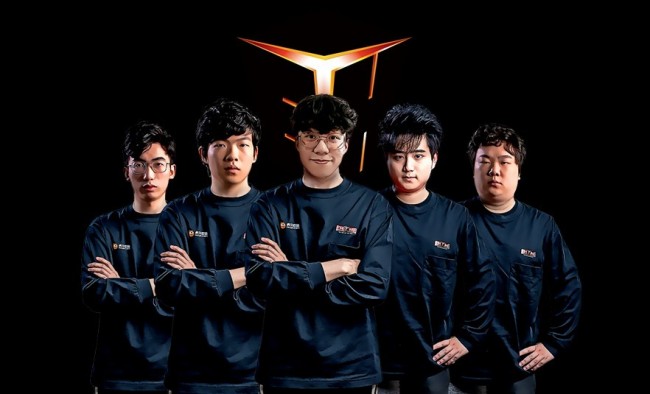 既有深厚底 既有深厚底